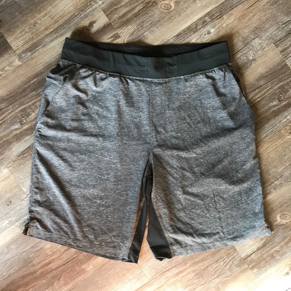 Lululemon T.H.E. Short 9” Linerless